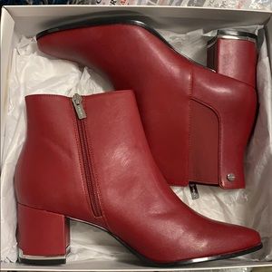 Calvin Klein Women's Fioranna Fashion Boots